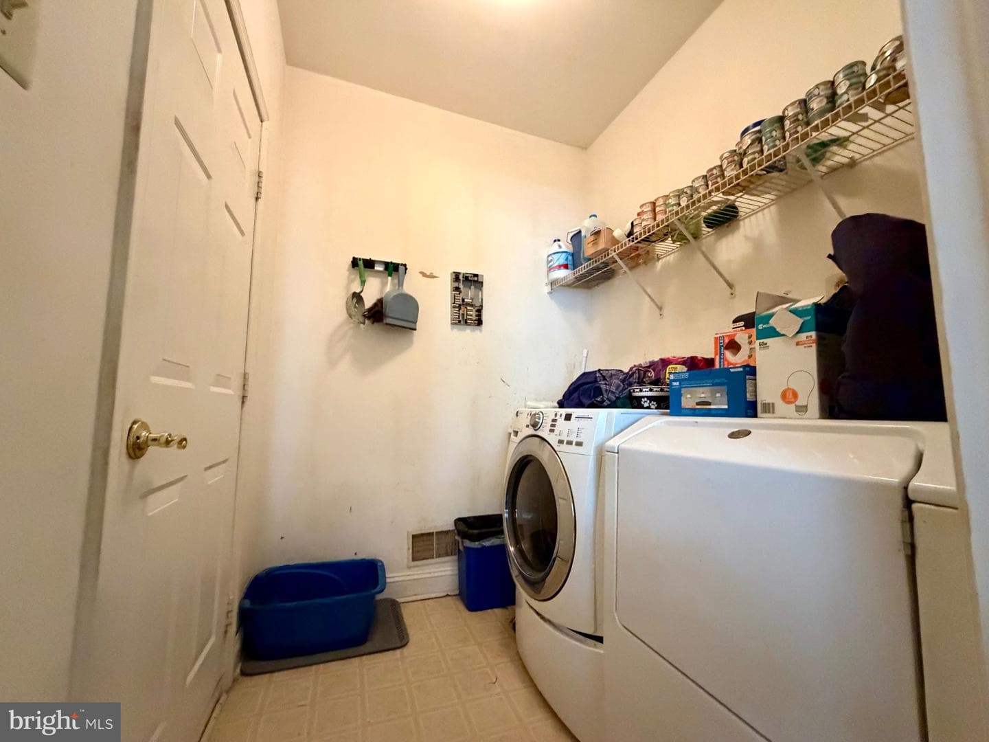 754 Lawson Avenue photo 31