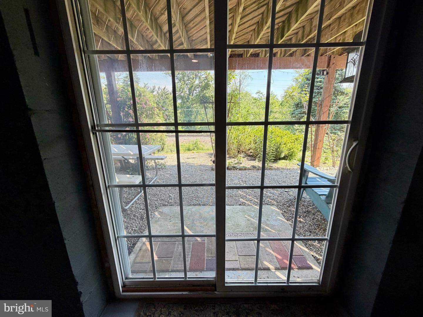754 Lawson Avenue photo 42