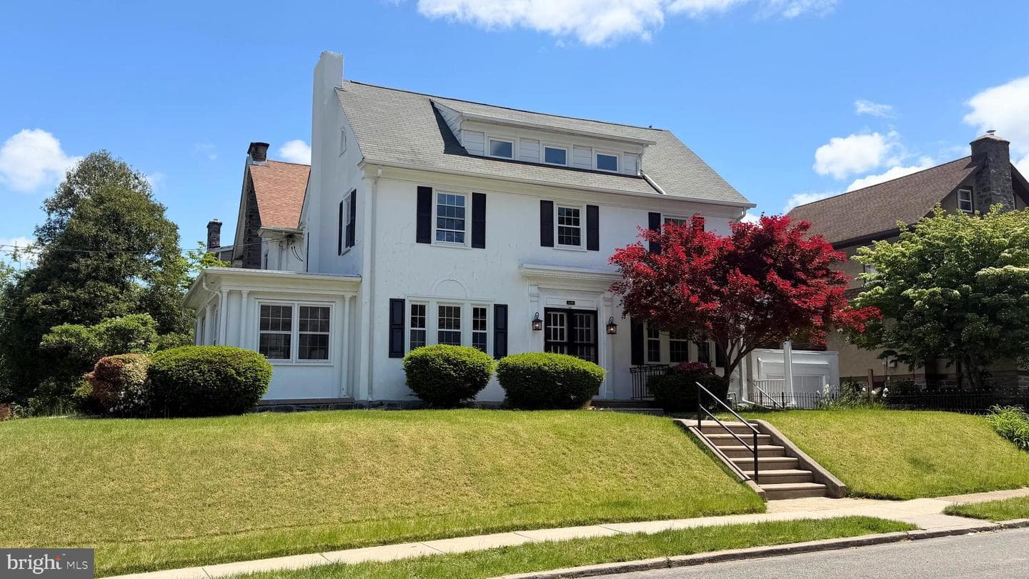 335 Wayne Avenue photo 1