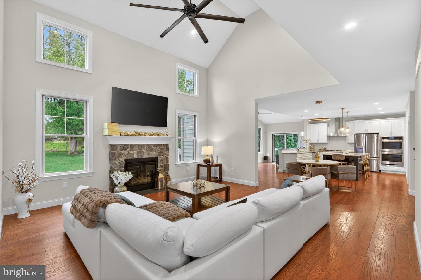 7 Overfield Lane photo 12
