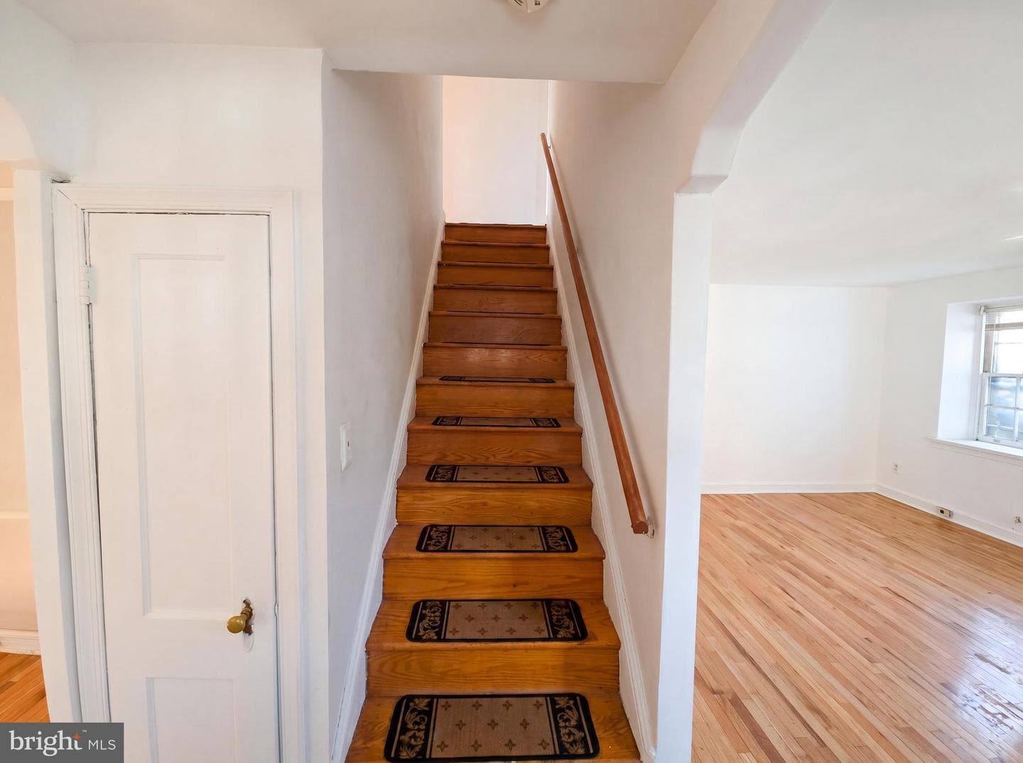 727 Cypress Street photo 24