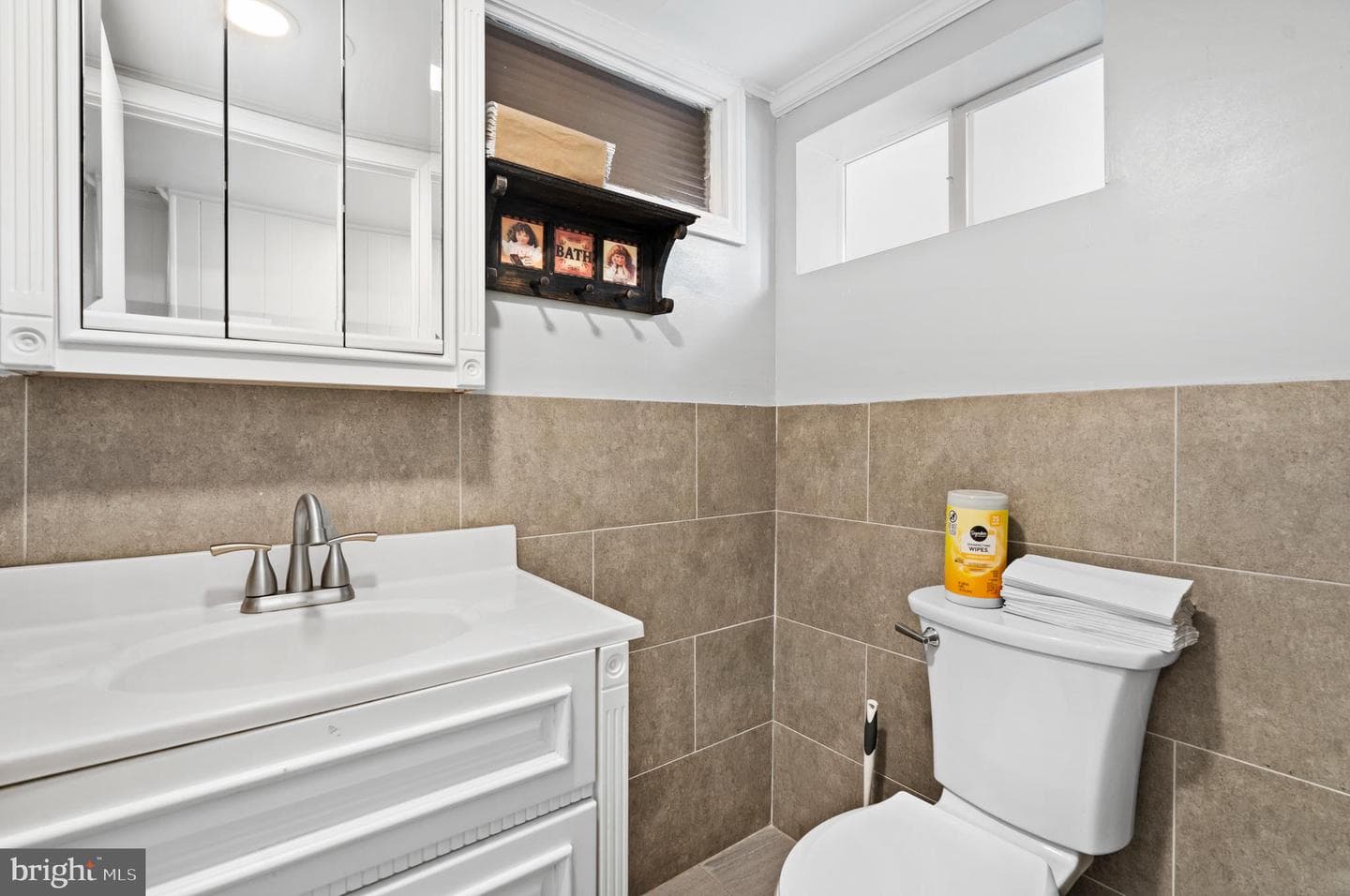 214 S Sproul Road photo 28
