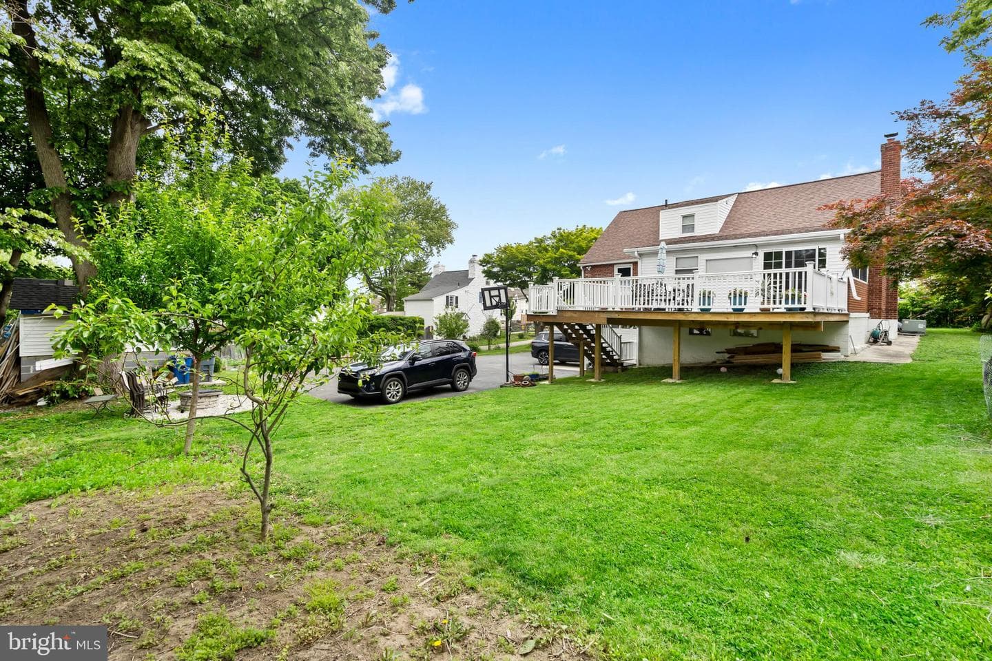 214 S Sproul Road photo 3