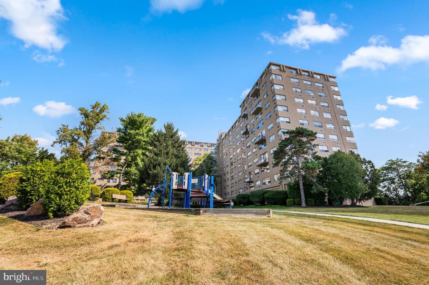 1030 E Lancaster Avenue #622 photo 4