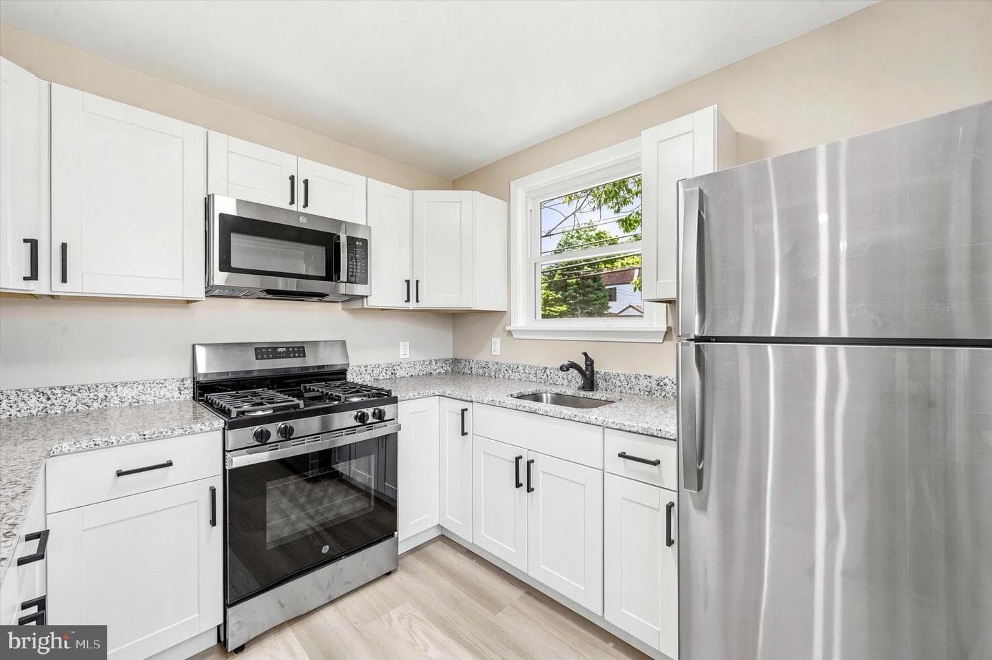 1022 Lawnton Ter photo 9