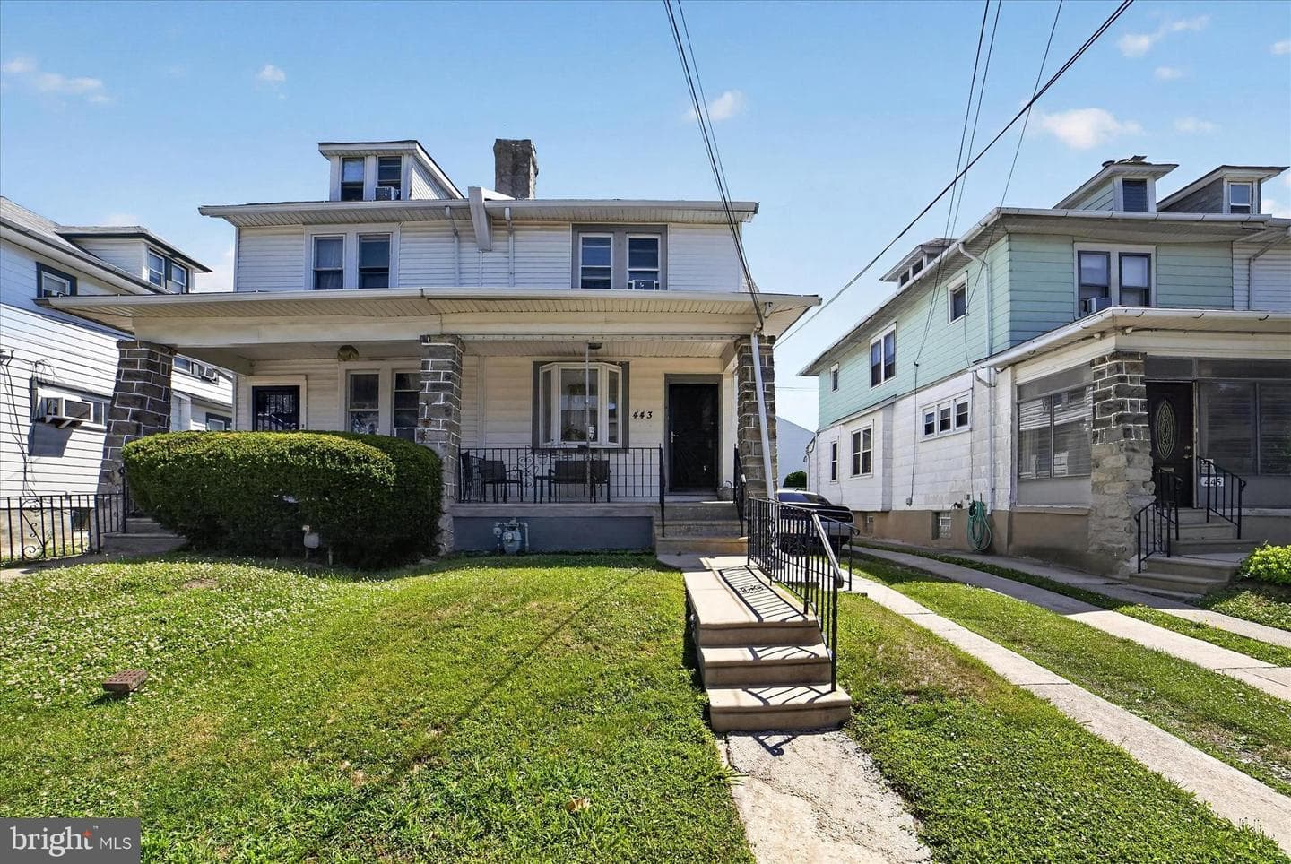 443 Orchard Ave photo 1