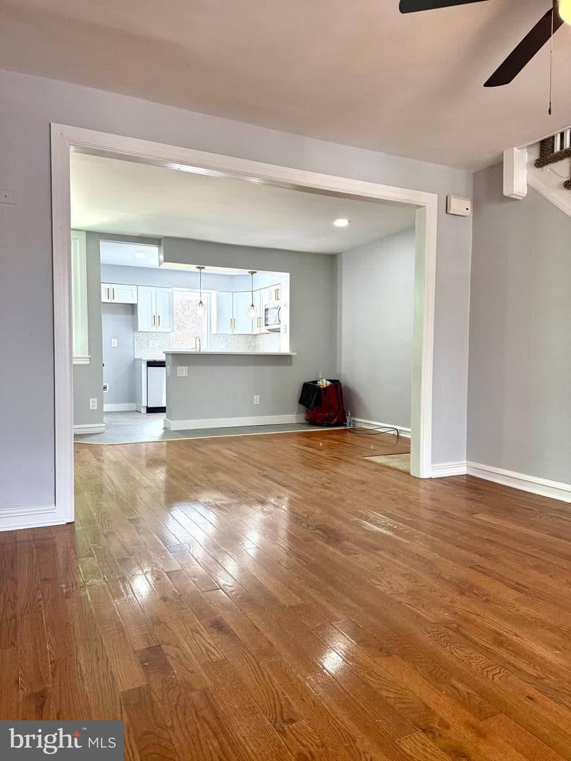 126 N Madison Avenue photo 3