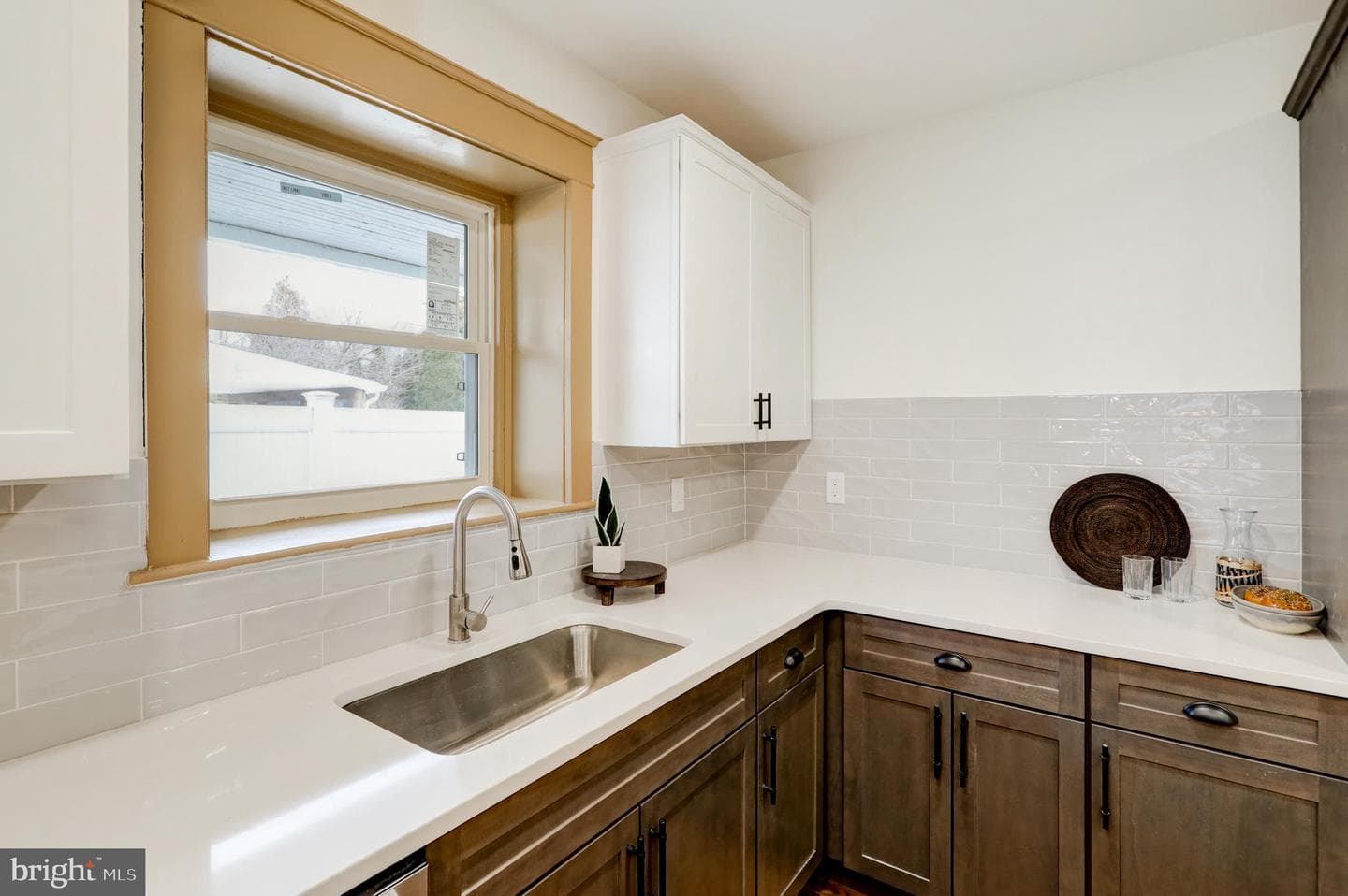 725 Turner Avenue photo 14