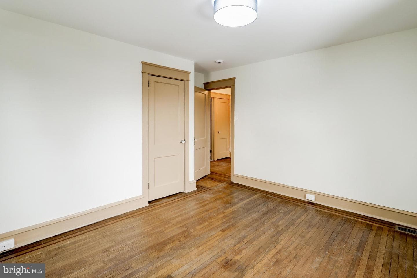 725 Turner Avenue photo 34