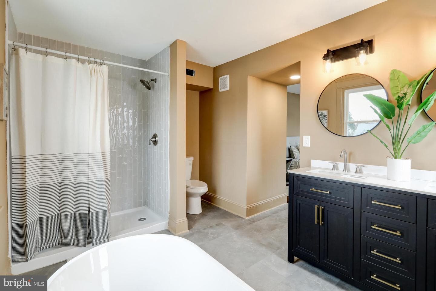 725 Turner Avenue photo 41