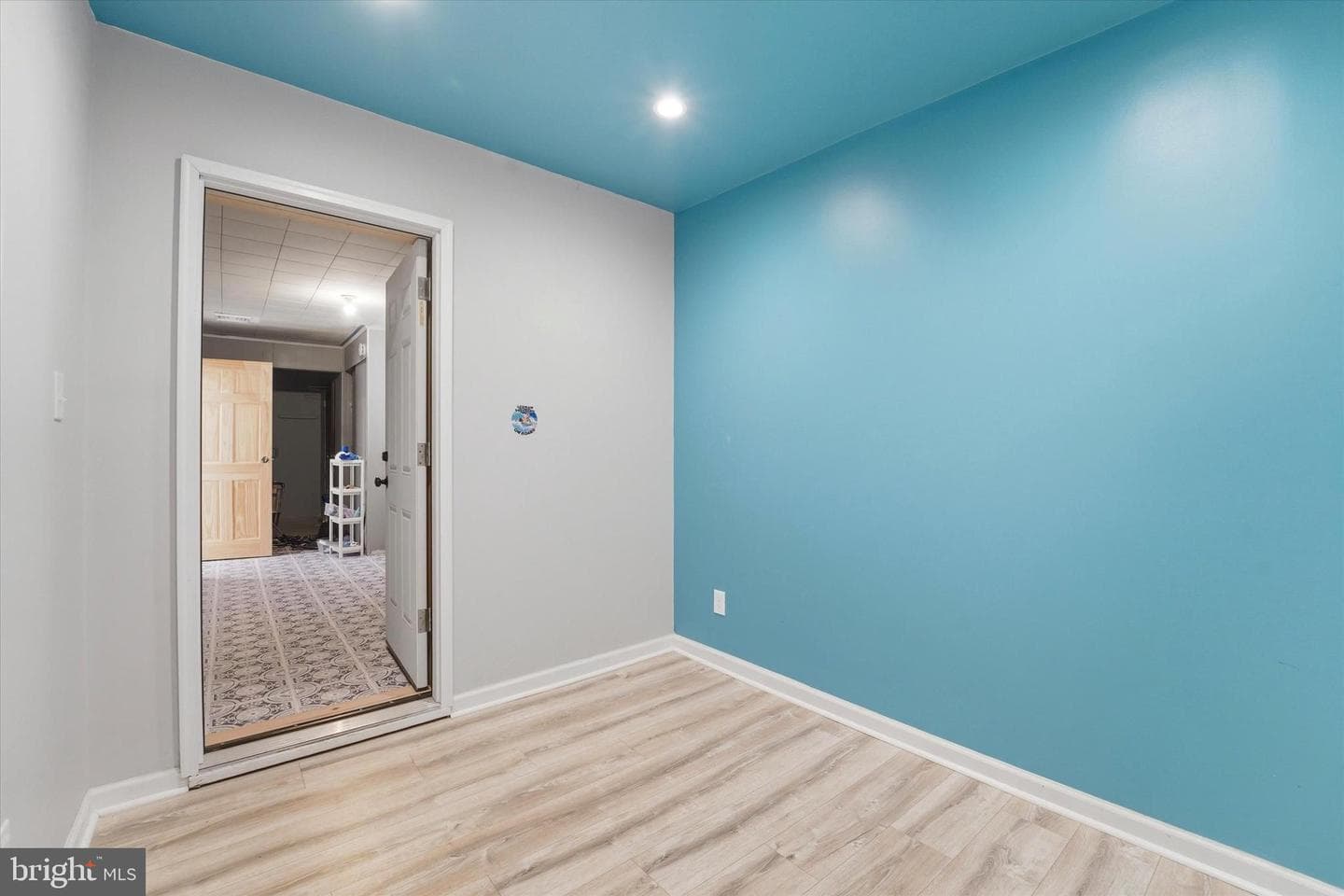 2147 Franklin Ave photo 28