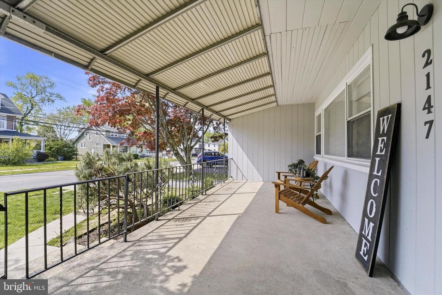 2147 Franklin Ave photo 3