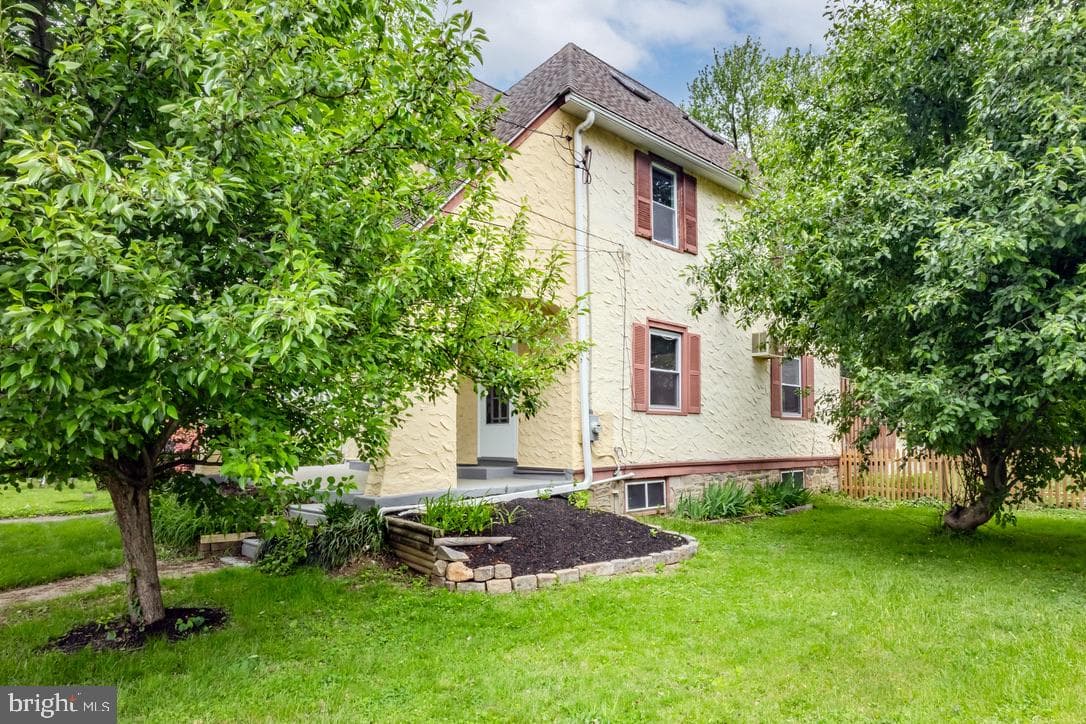 711 Harper Avenue photo 8