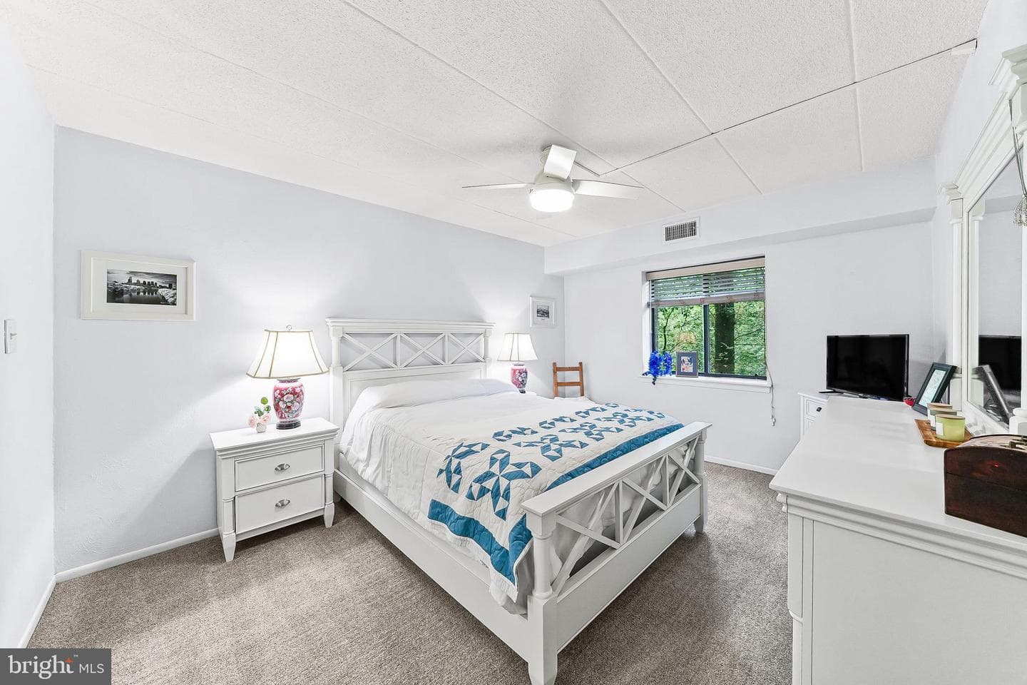 520 N Lemon Street #f6 photo 16