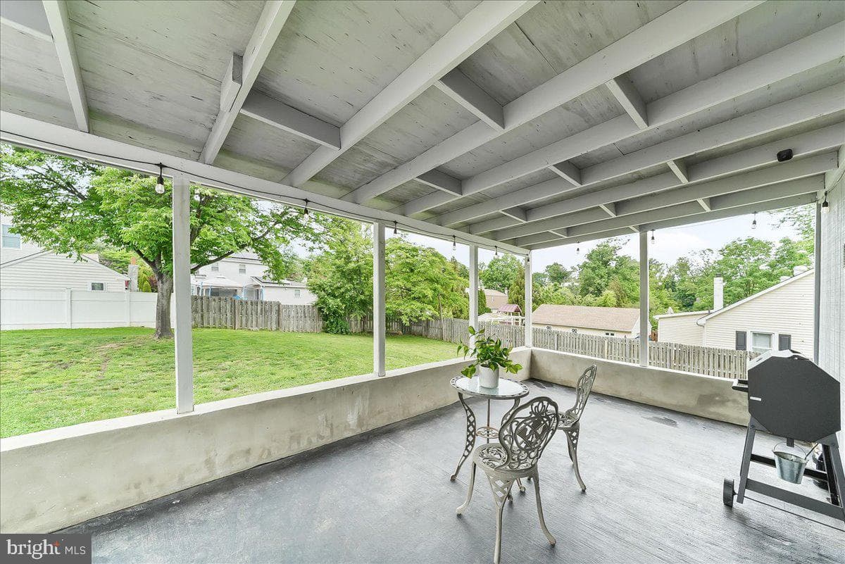 1842 Cherry Street photo 25