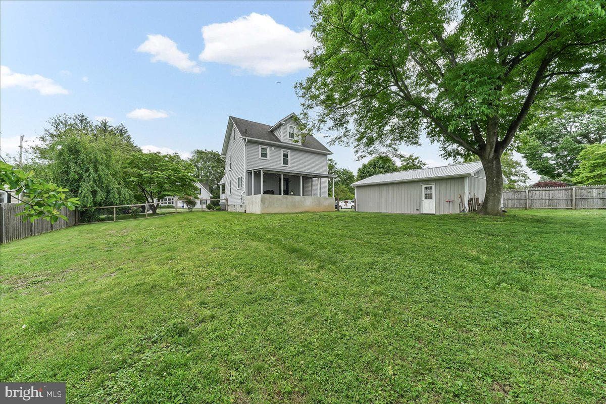 1842 Cherry Street photo 31