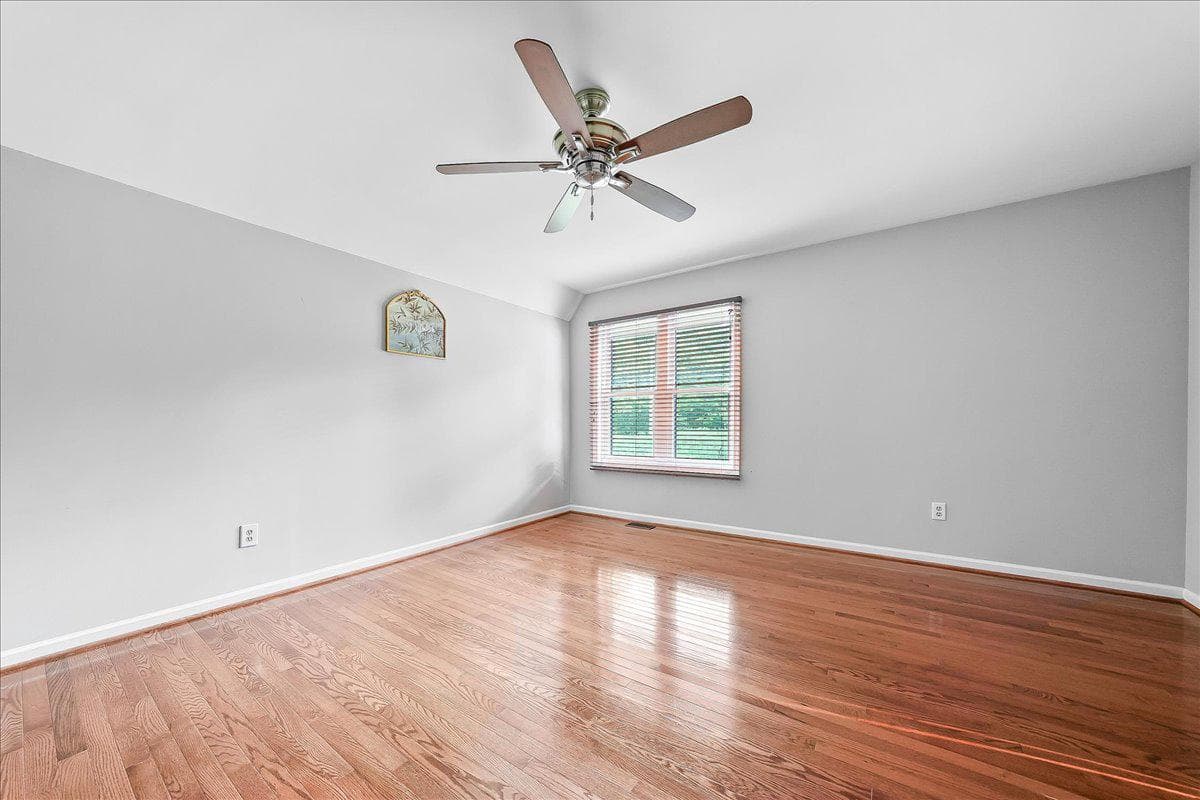 51 Ridings Way photo 48