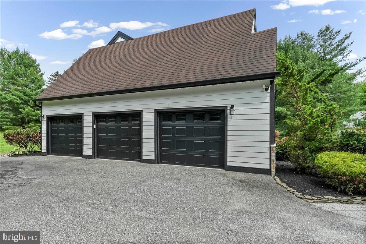 51 Ridings Way photo 9