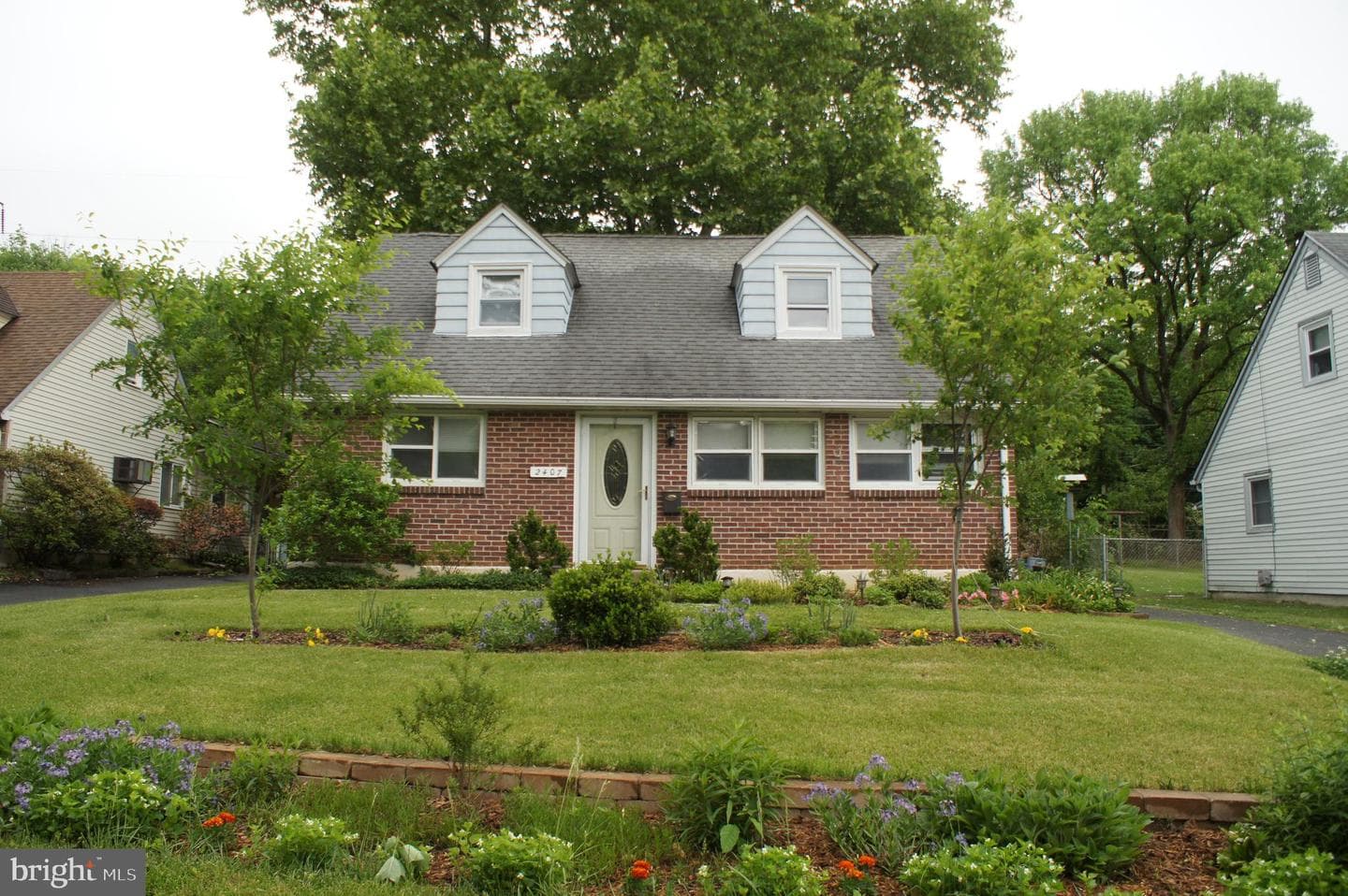2407 Secane Road photo 1