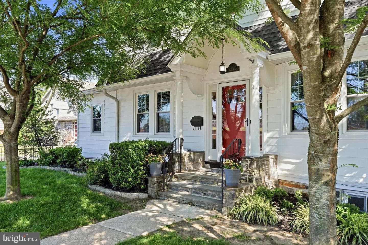 11 Golf Road photo 3