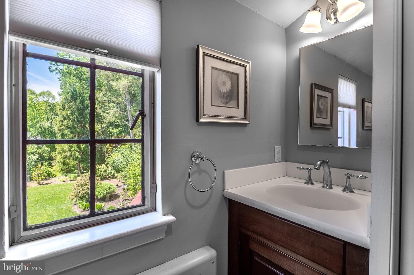 105 Stratford Road photo 30