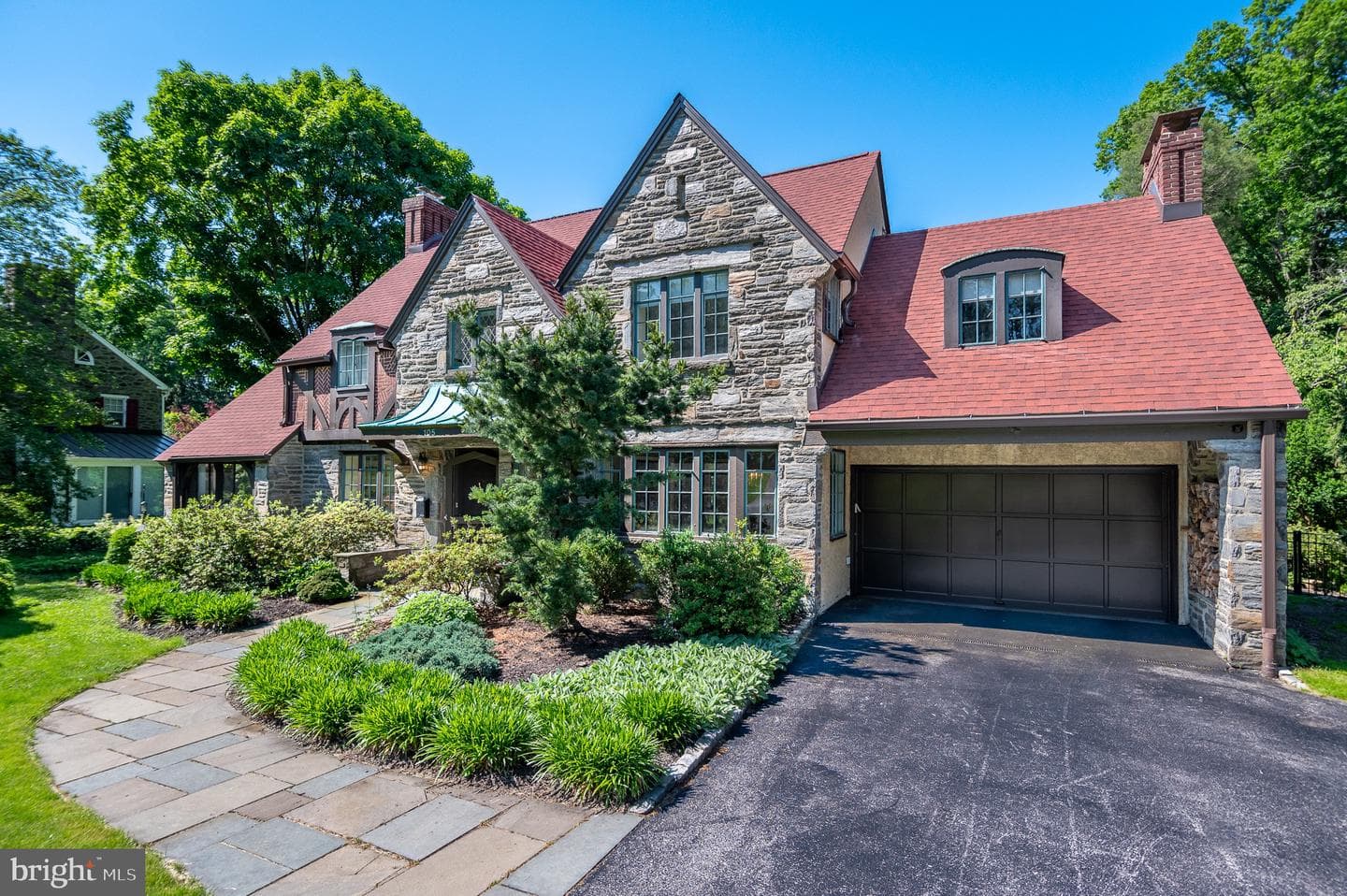 105 Stratford Road photo 37