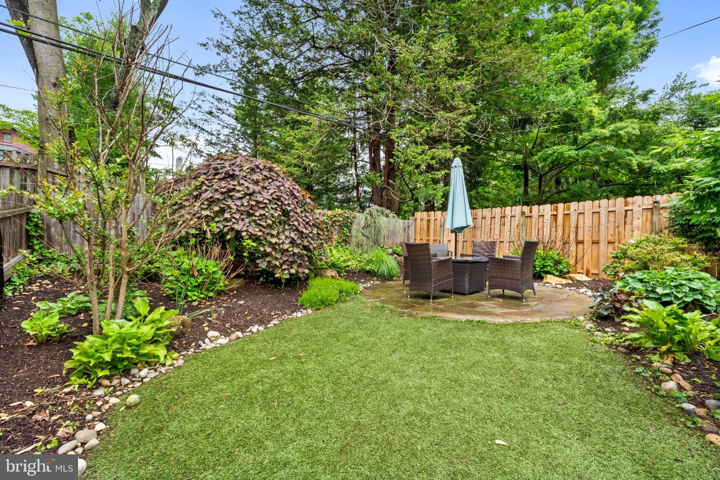 235 Willow Avenue photo 33