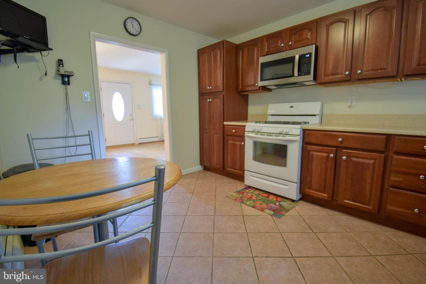 411 Sharp Avenue photo 6