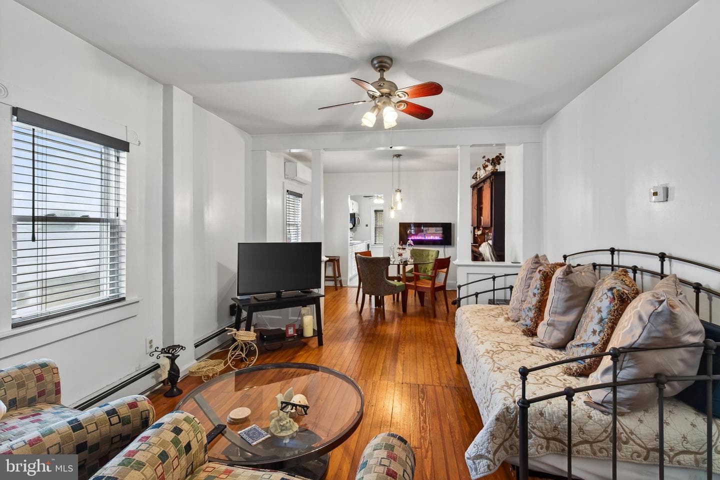 4941 Greenwood Street photo 6
