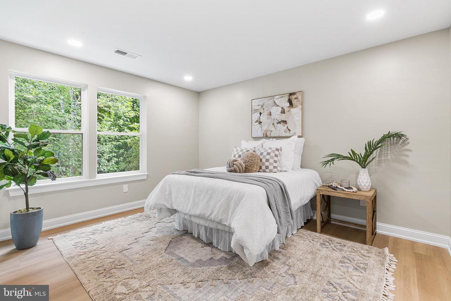 2016 Woodside Lane photo 28