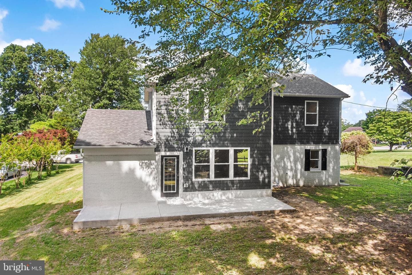 2016 Woodside Lane photo 39
