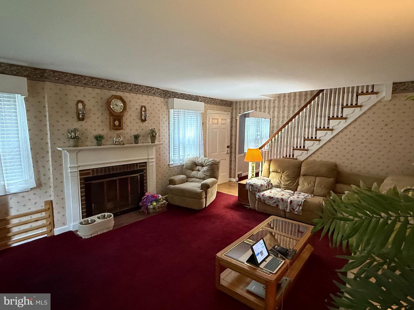 728 Stanbridge Road photo 4