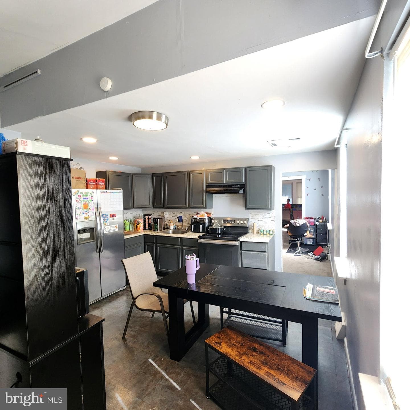206 Harvey Avenue photo 5