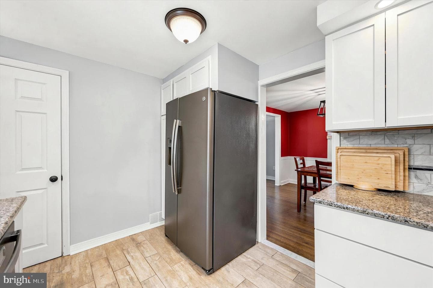 306 Burk Avenue photo 13