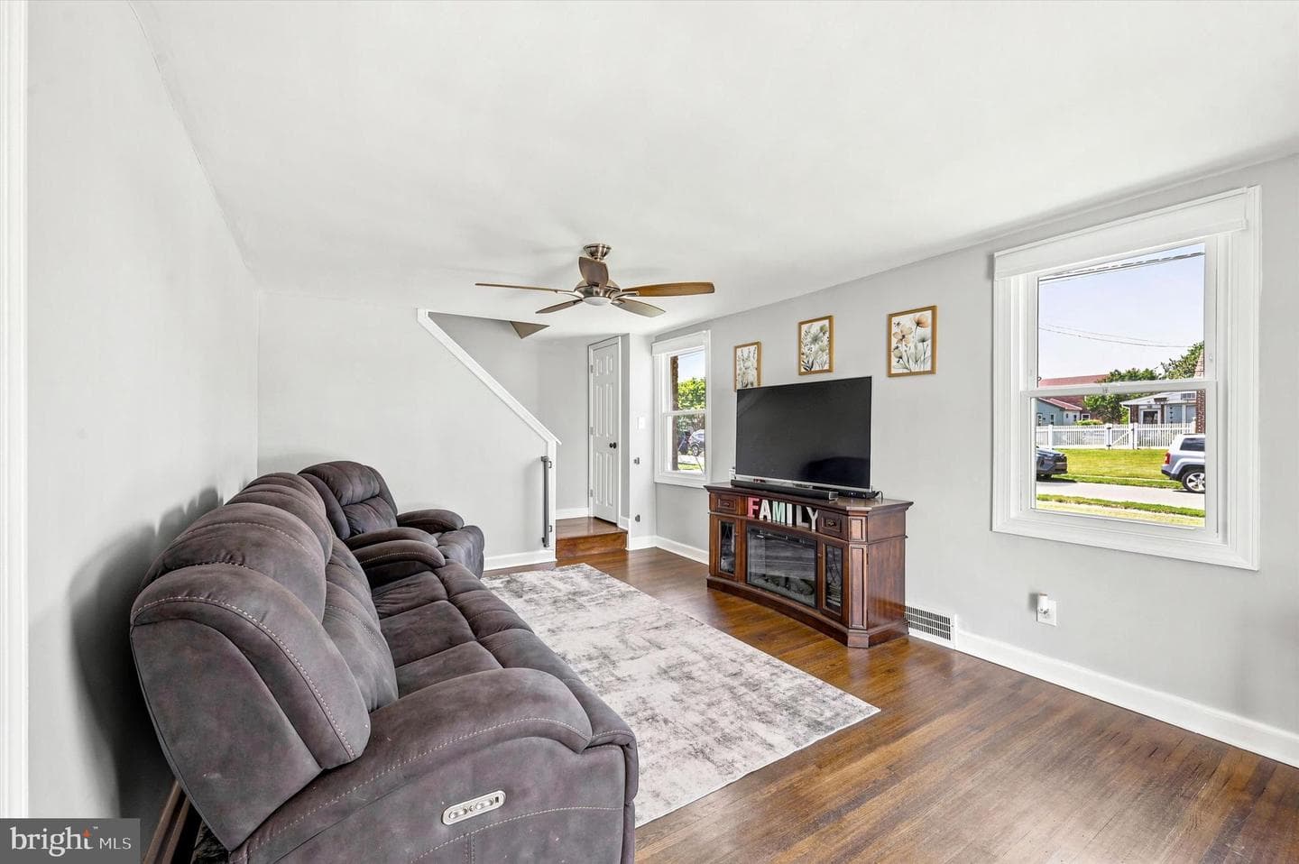 306 Burk Avenue photo 4