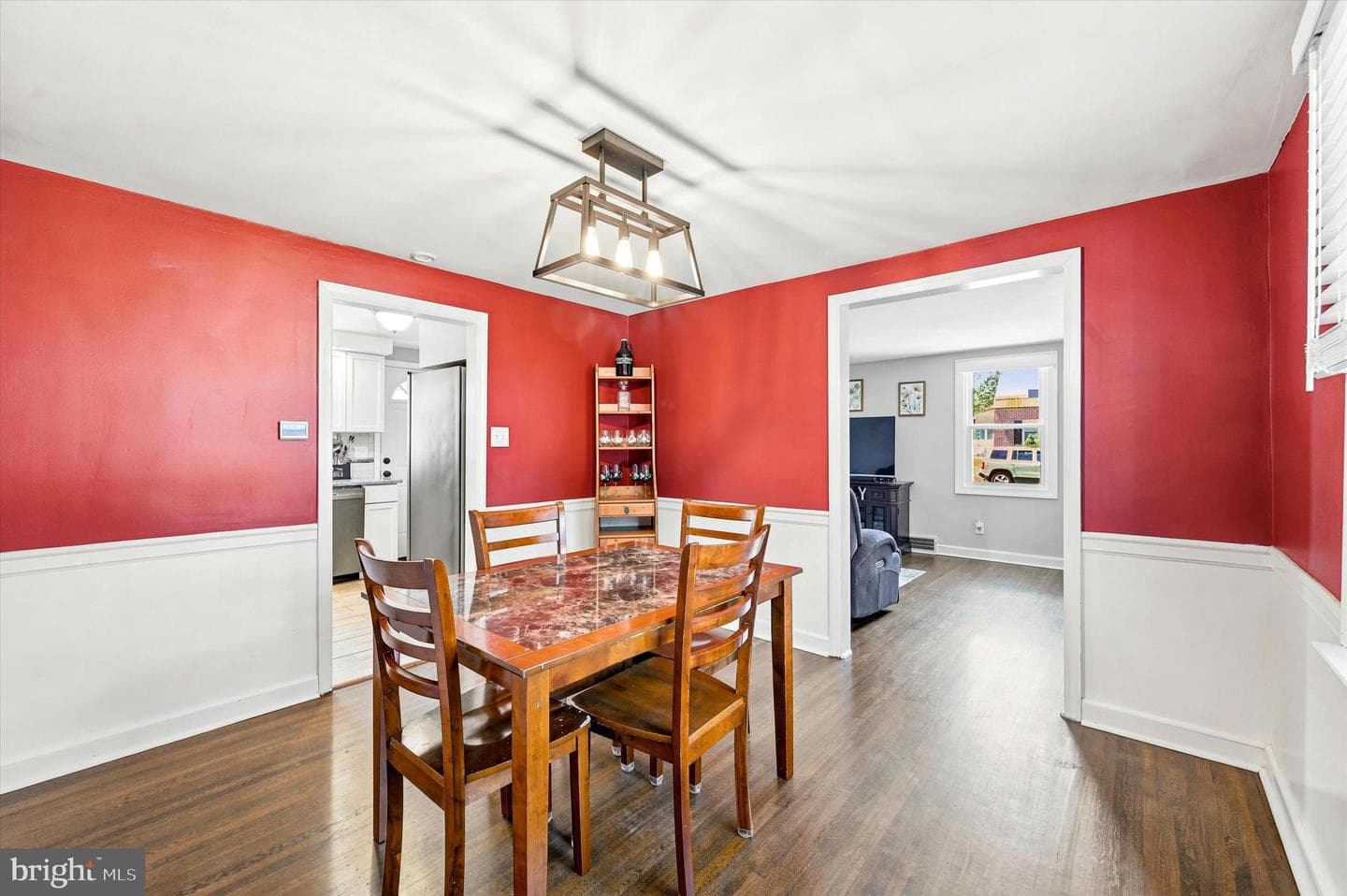 306 Burk Avenue photo 8