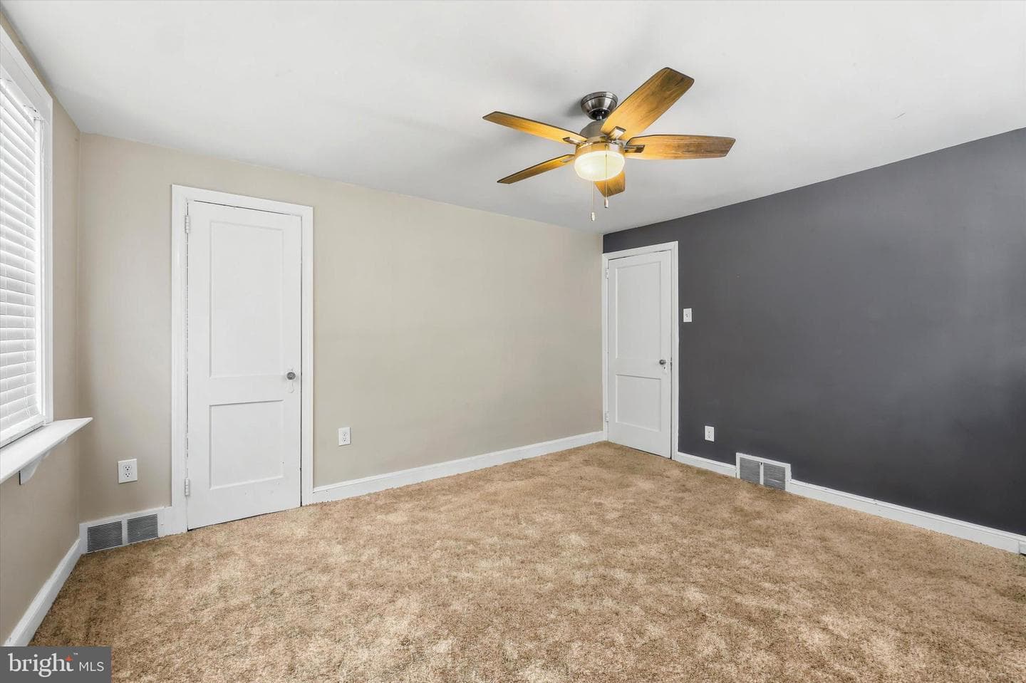 5337 Brittany Drive photo 17
