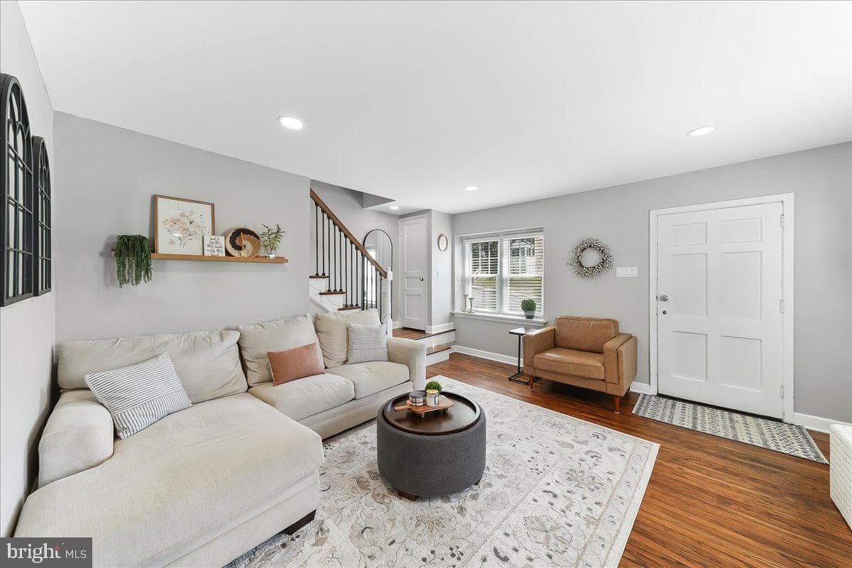 1228 Cobbs Street photo 9