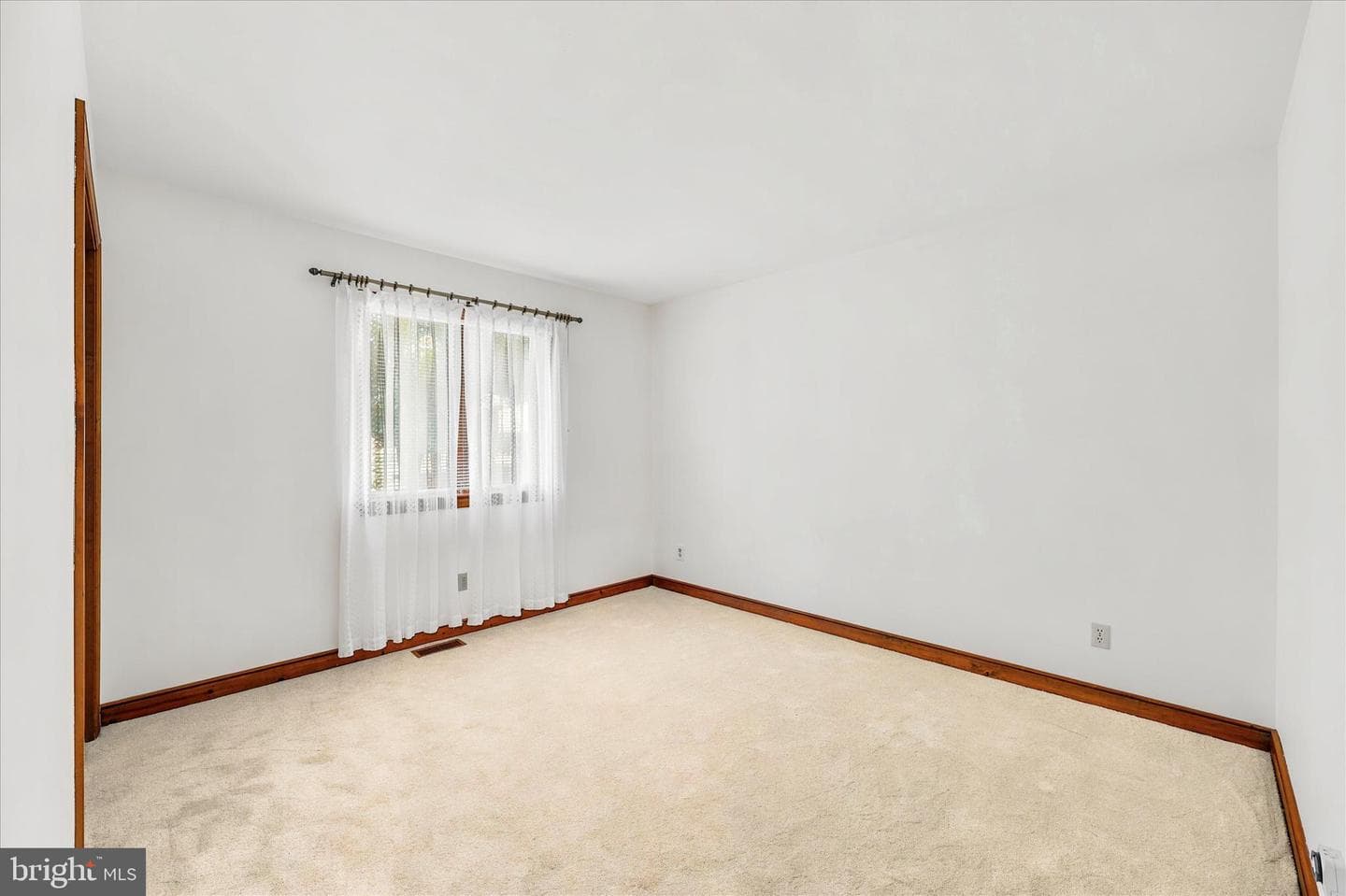 1295 Wakefield Ct Court photo 17