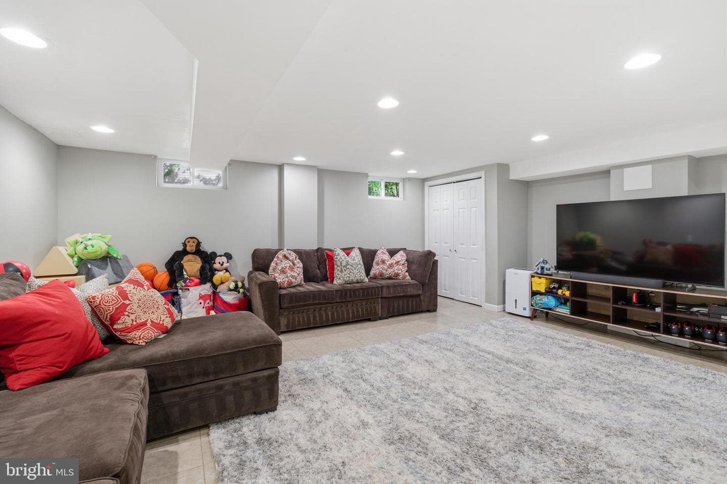 506 Harriet Lane photo 22