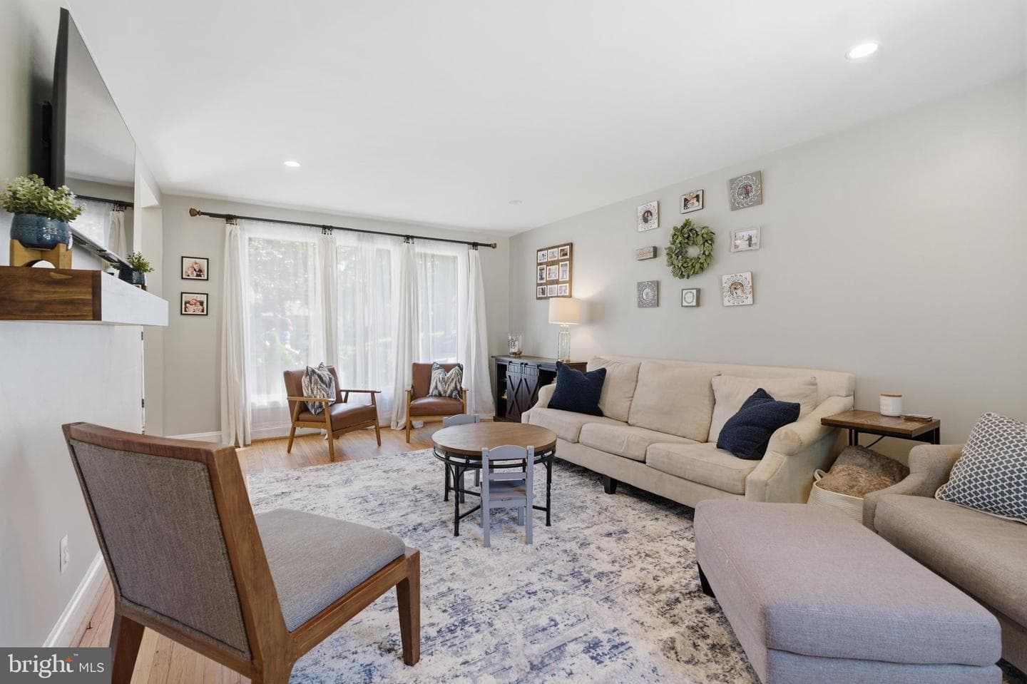 506 Harriet Lane photo 6