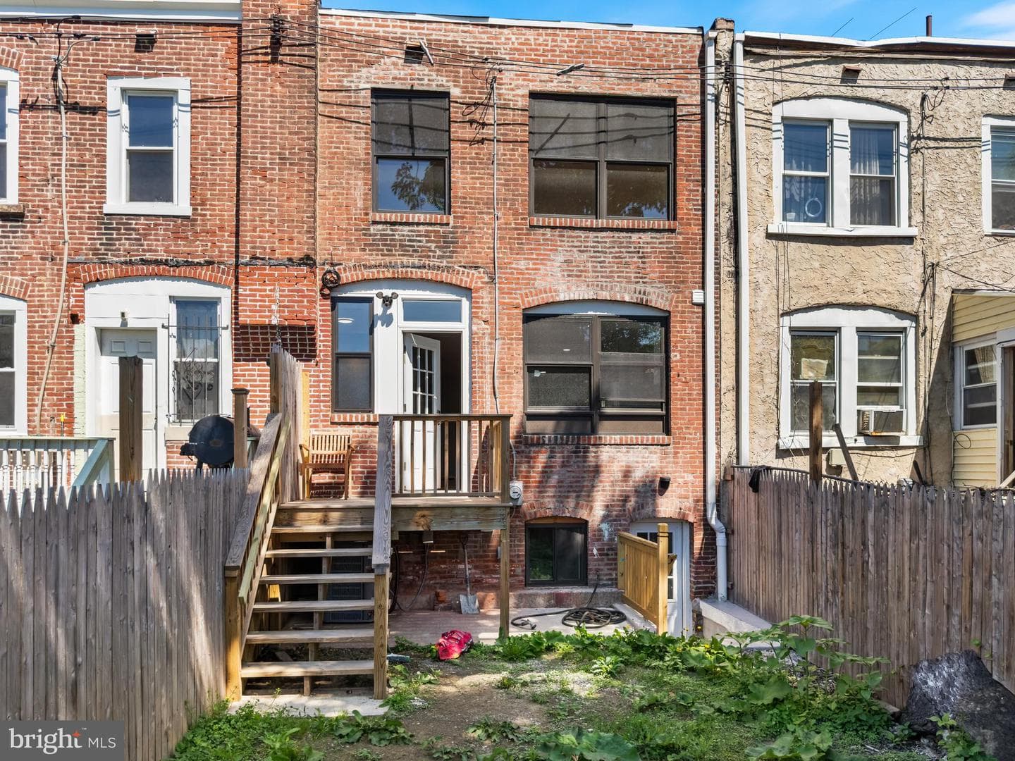 419 E 12th Street photo 31