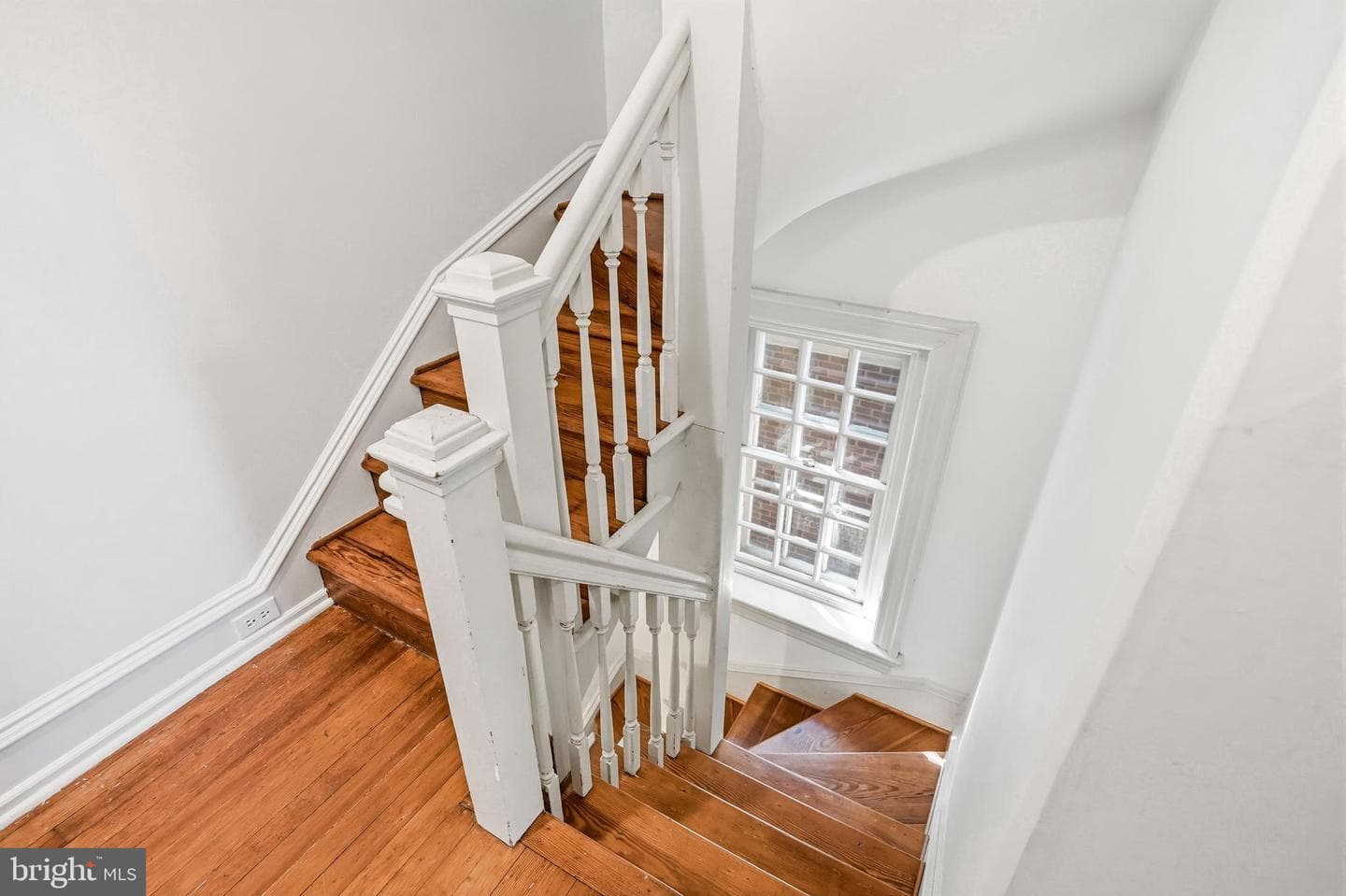 443 Saint Davids Avenue photo 43