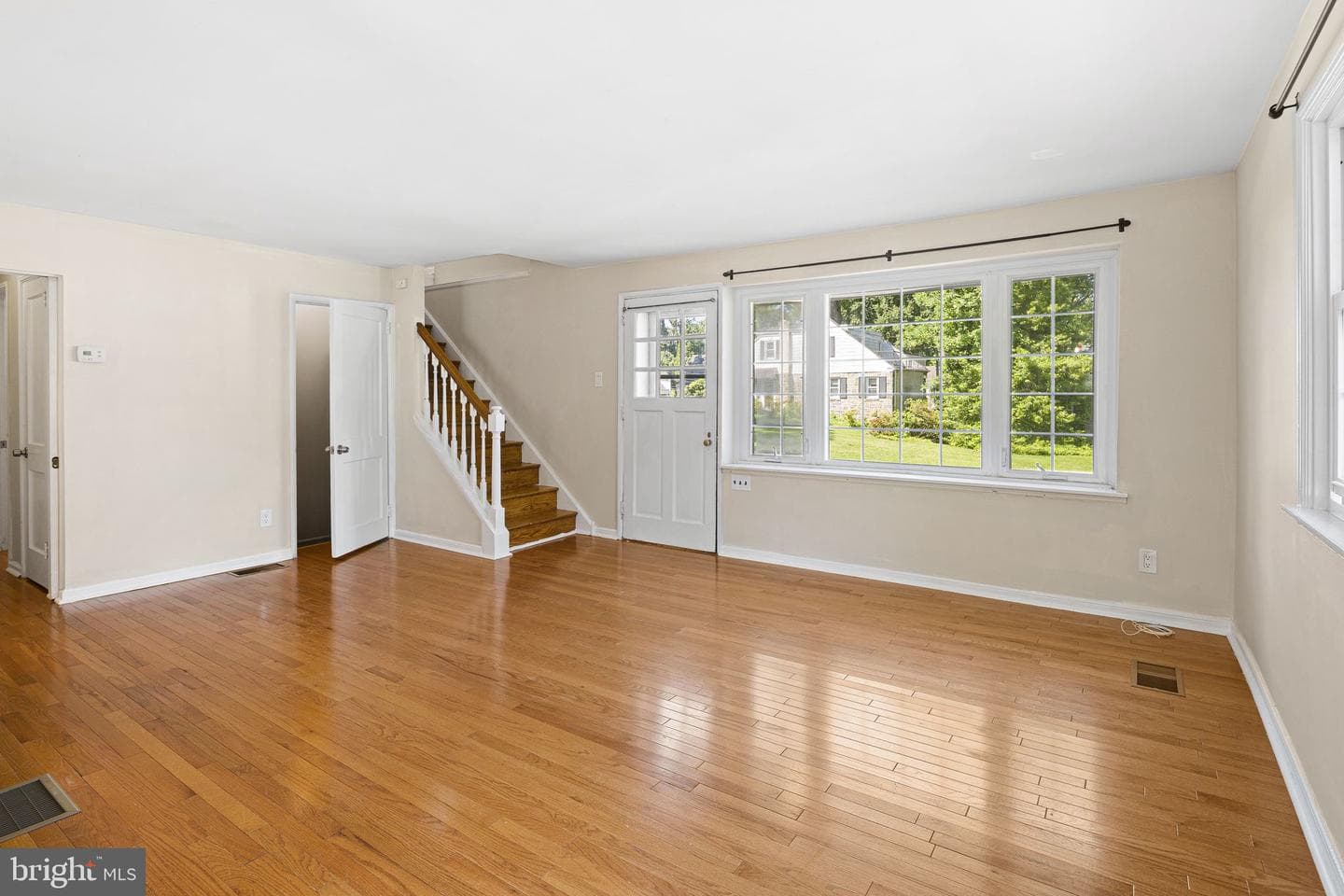 13 Rodney Road photo 3