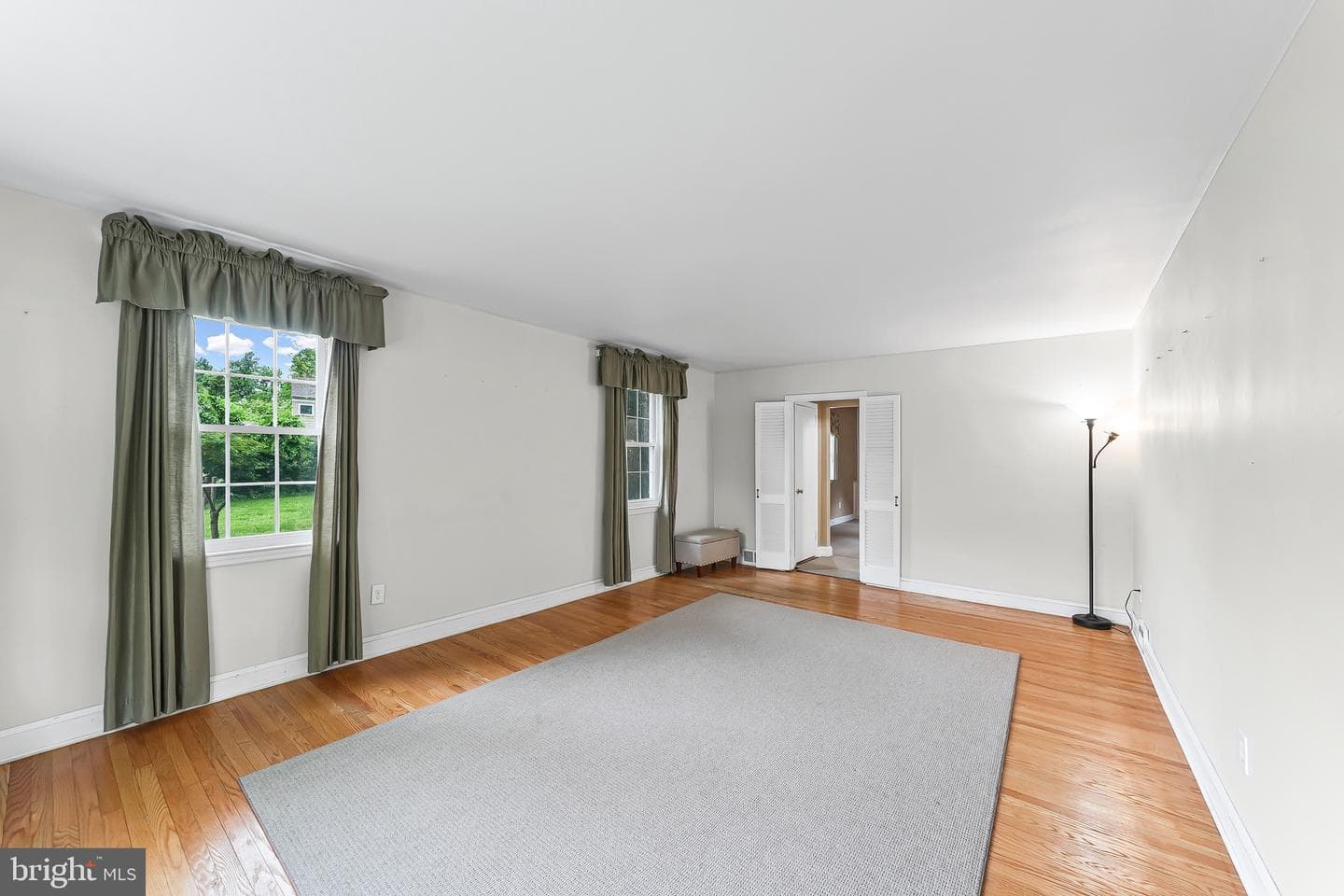 205 Plush Mill Road photo 8