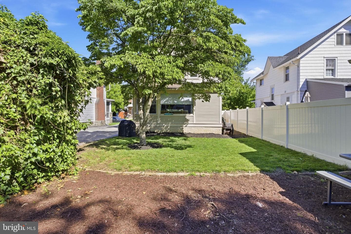 312 Pomeroy St photo 26