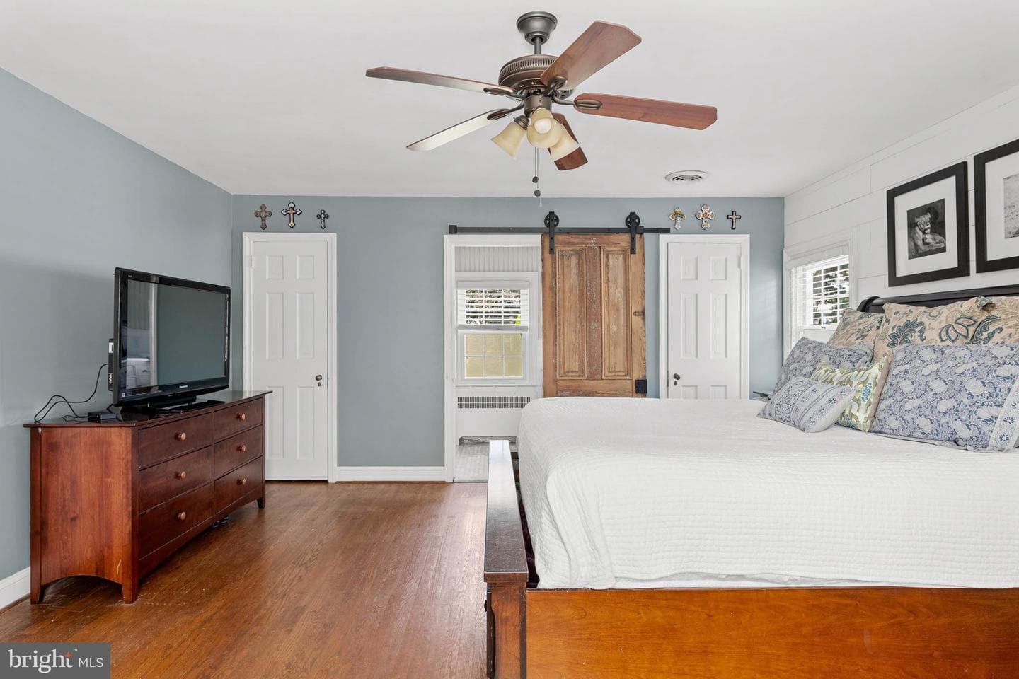 105 N Drexel Avenue photo 34