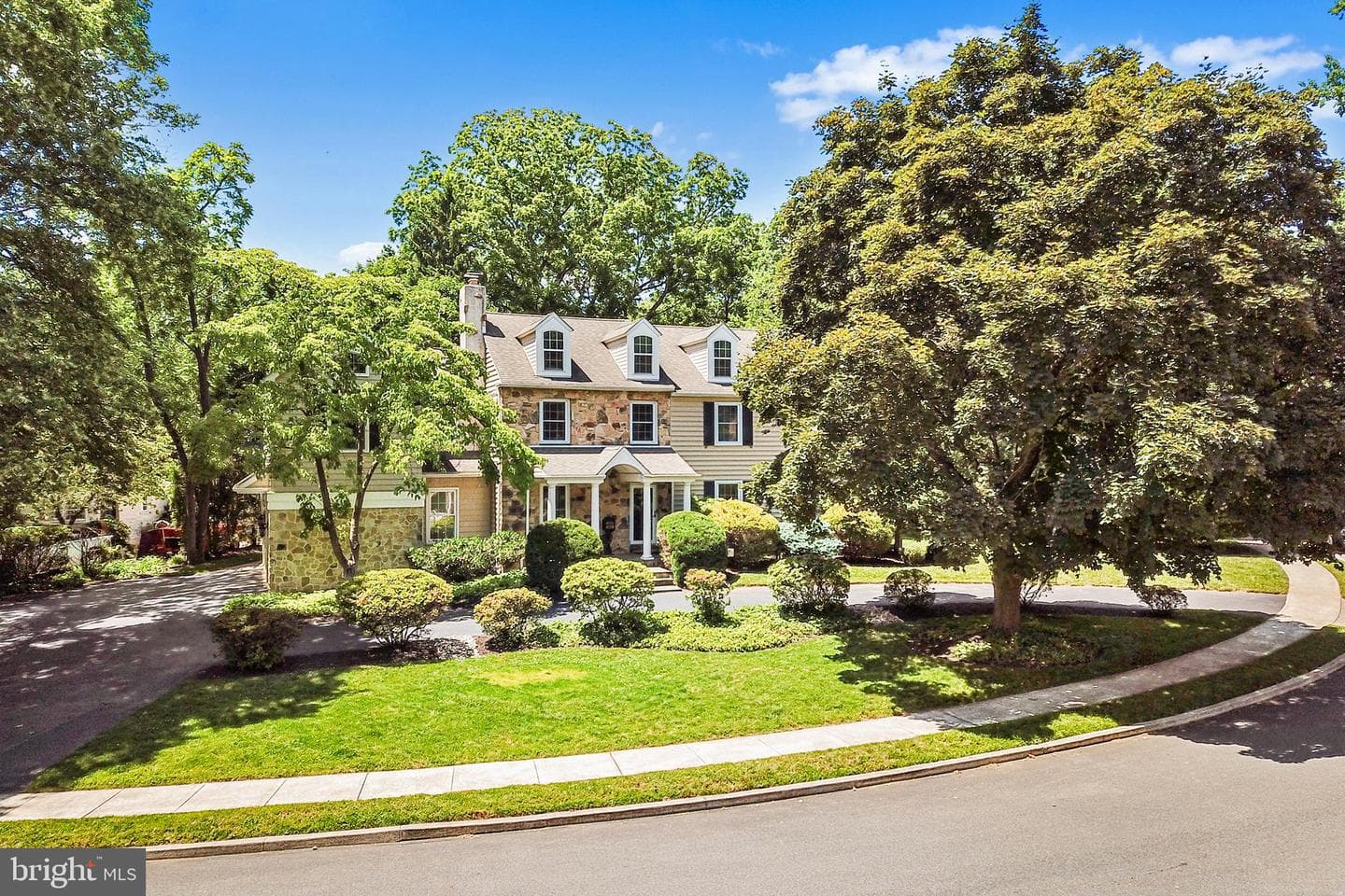 115 Mulberry Lane