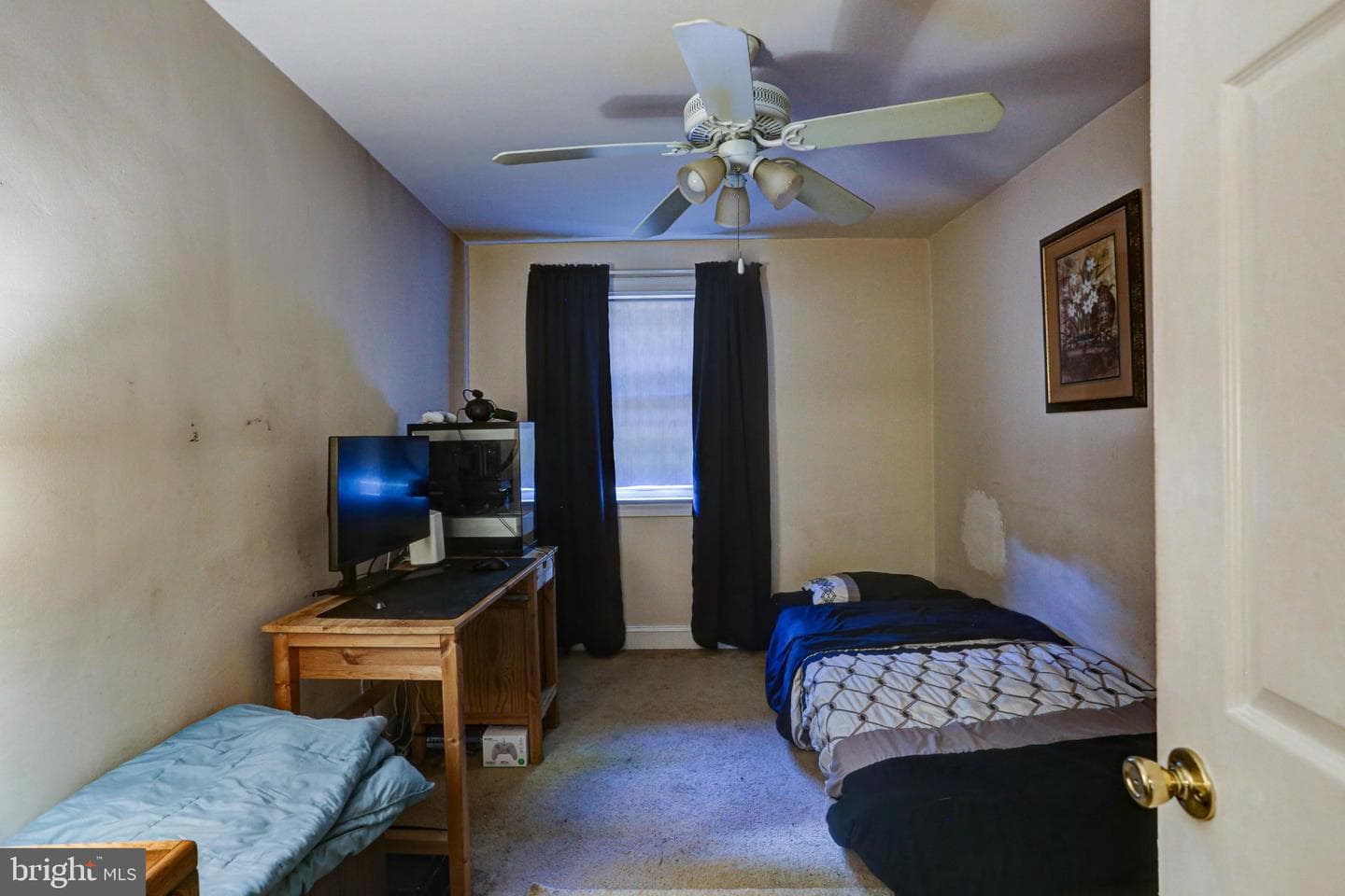 125 W Thomson Avenue photo 34