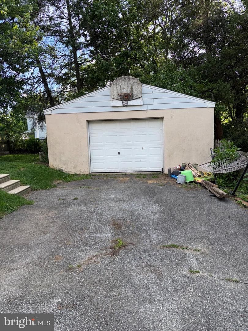 112 E Cooke Avenue photo 35